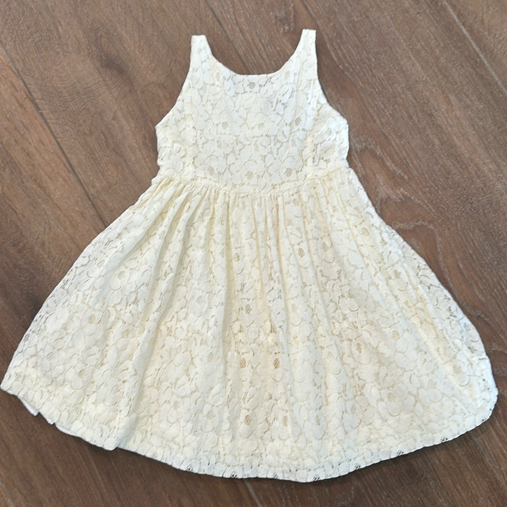 Ralph Lauren girls fancy dress. Size 6. Color beige.